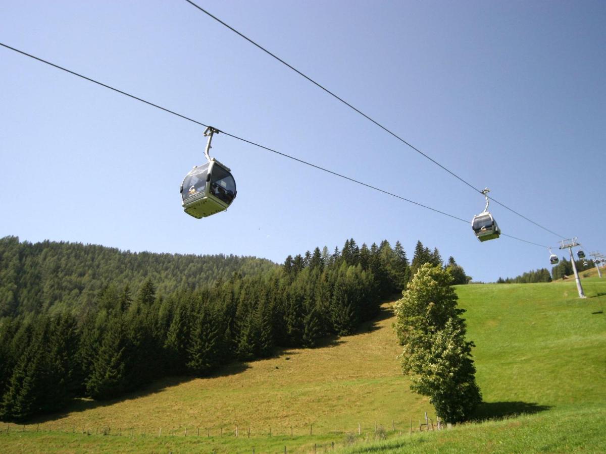 Gorgeous Holiday Home near Ski Area in Bad Kleinkirchheim Exterior foto
